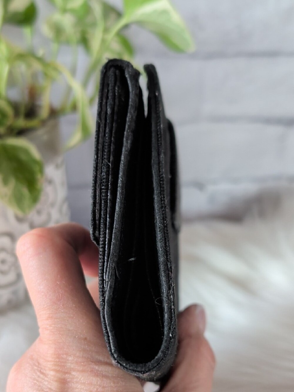 Authentic Gucci Black Monogram Canvas Compact Wallet with Silver-Tone Disc Snap - Picture 11 of 12